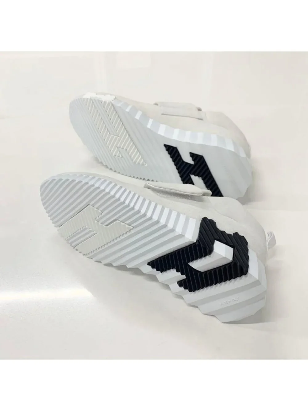 Hermes Suede Fabric Velcro Sneakers White - Picture 6 of 10